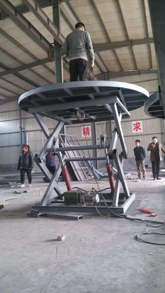 剪叉式升降舞（wǔ）台