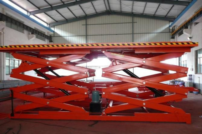 常年（nián）供應全國各地液壓升降升降機械設（shè）備