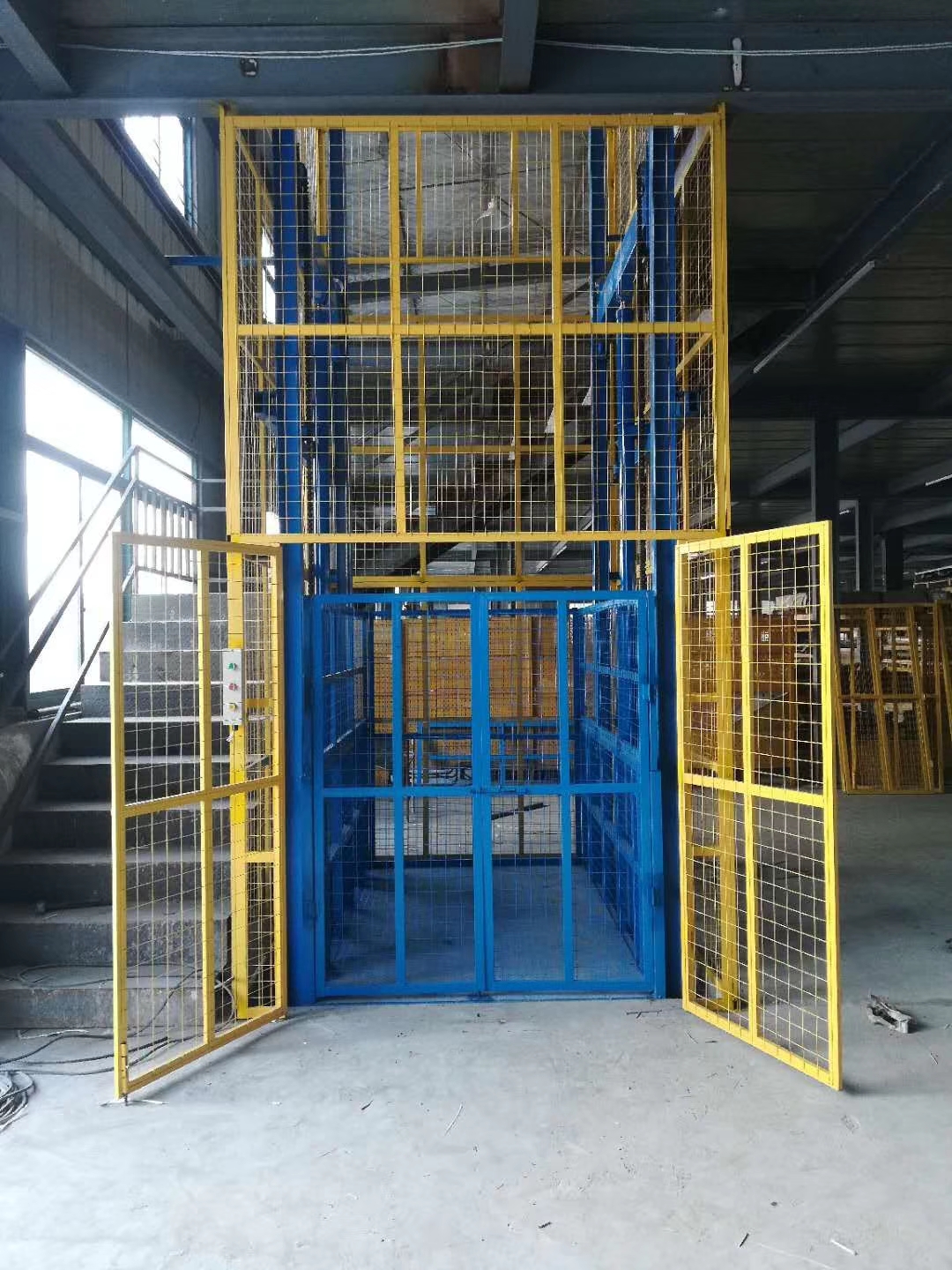 導軌式液壓升降貨梯（tī）